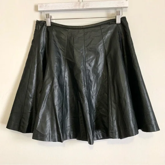 Forever 21 Skirts Forever2 Faux Leather Aline Mini Skirt Size